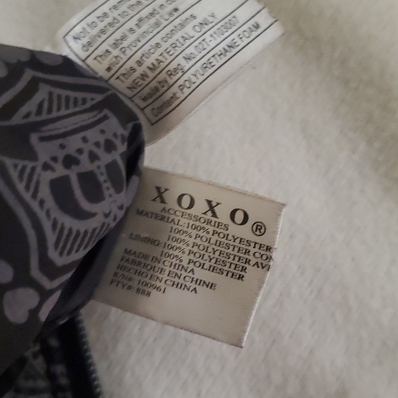 XOXO black purse - Picture 5 of 5